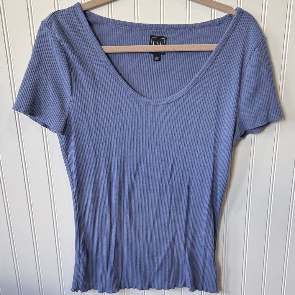 GAP Women's Short Sleeve Ribbed Tee in Blue